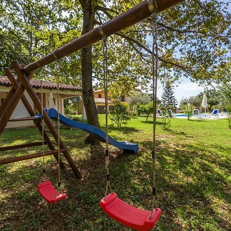 Apartment Susnjic With Pool, Children Playground And Terrace *
