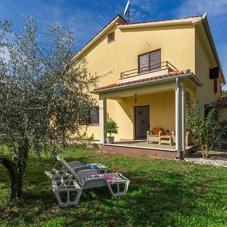 Apartment Susnjic With Pool, Children Playground And Terrace